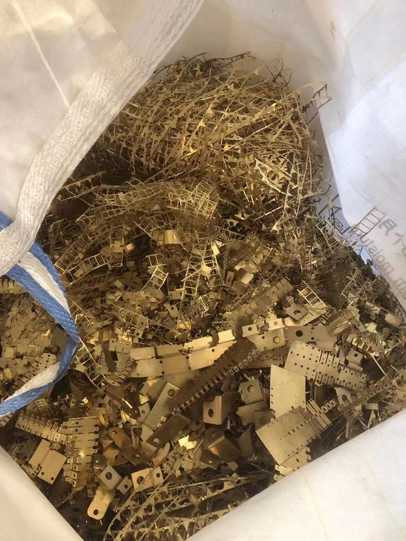 ��ɫ���ٻ���