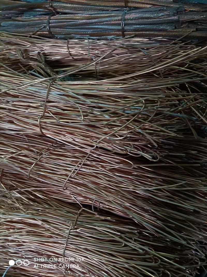 ��ɫ���ٻ���