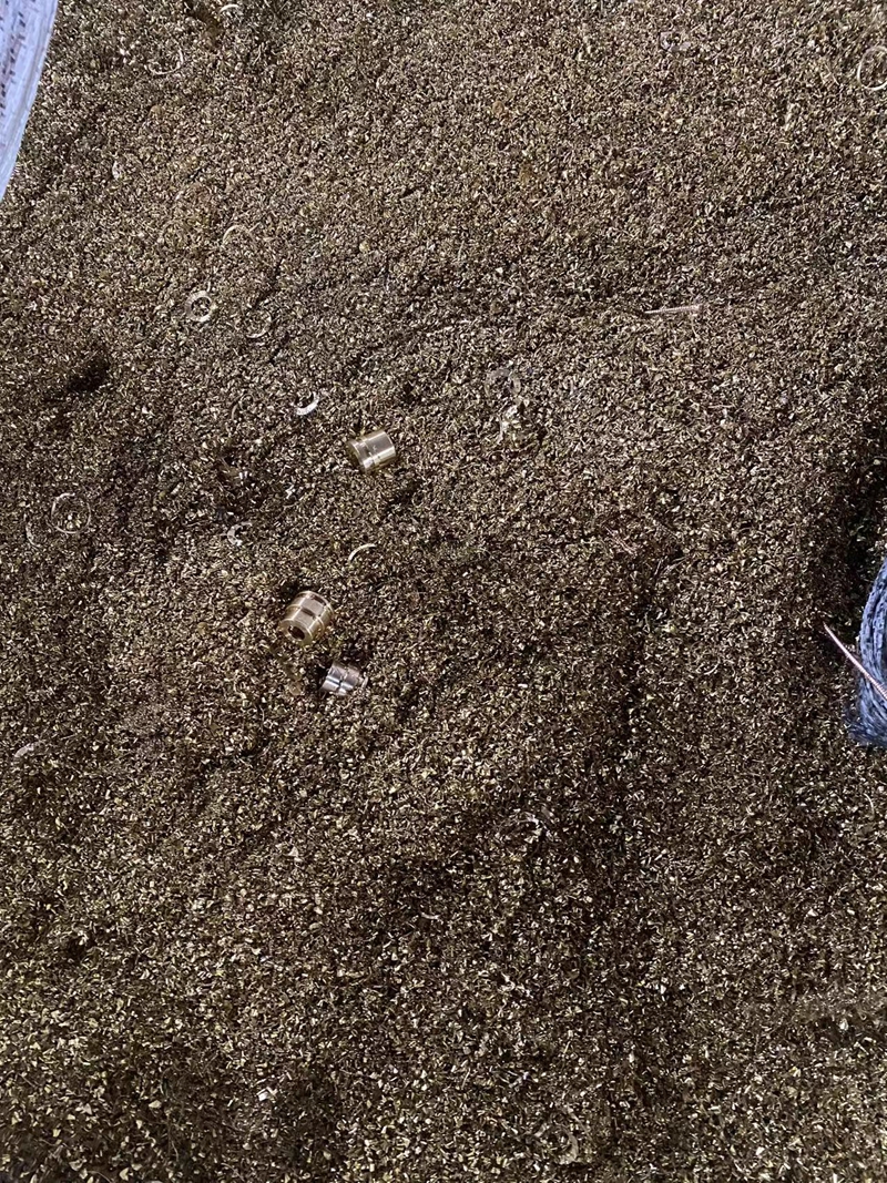 ��ɫ���ٻ���