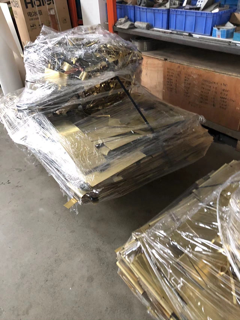 ��ɫ���ٻ���