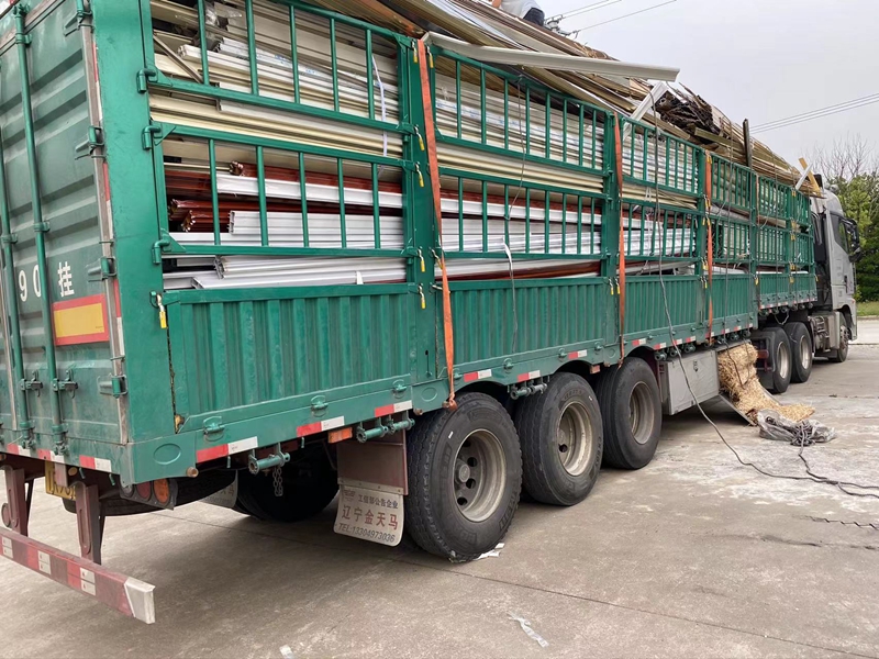 ��ɫ���ٻ���