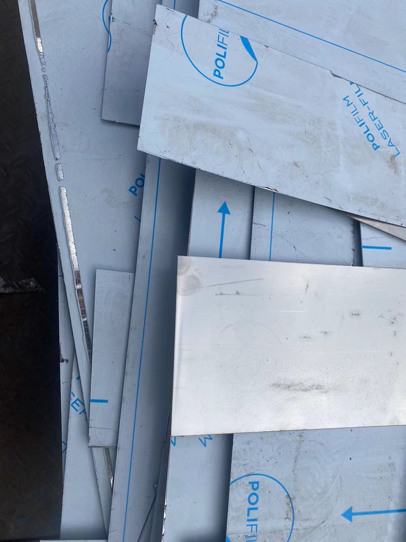 ��ɫ���ٻ���