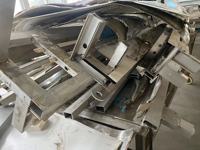 ��ɫ���ٻ���