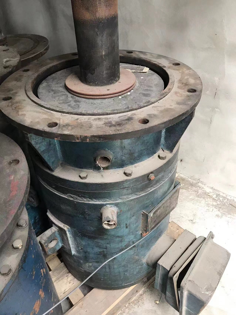 ��ɫ���ٻ���