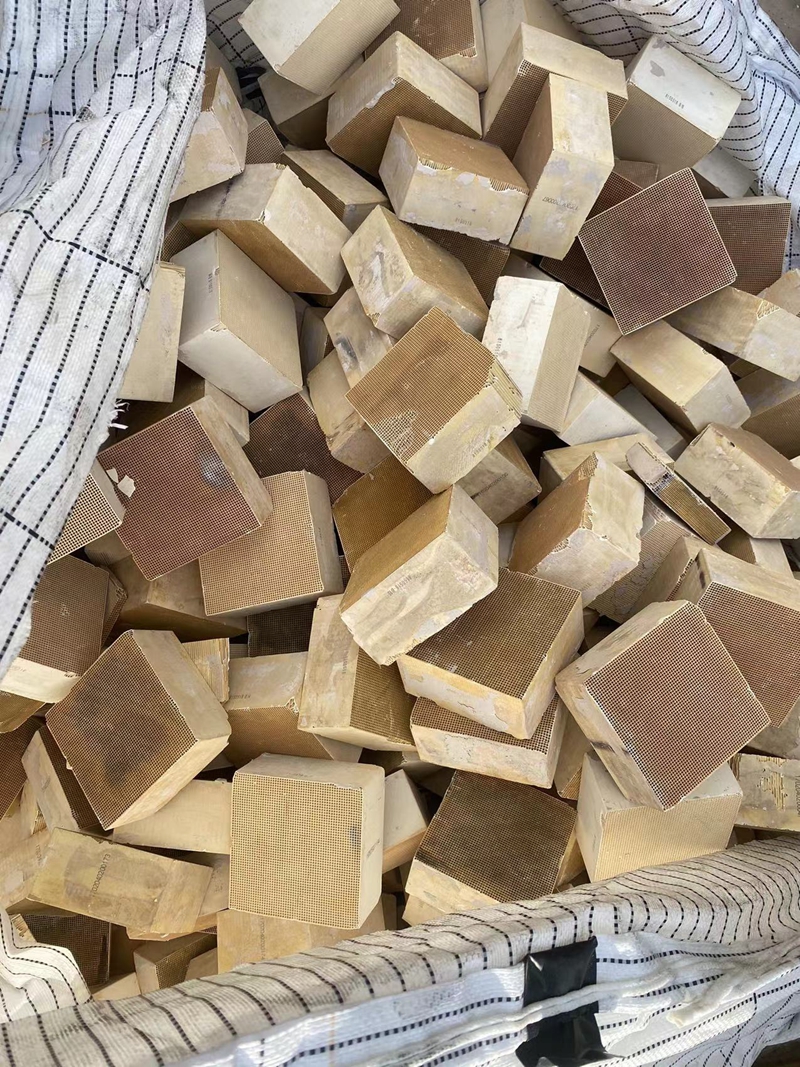 �F���ٻ���